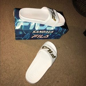 Fila Slides